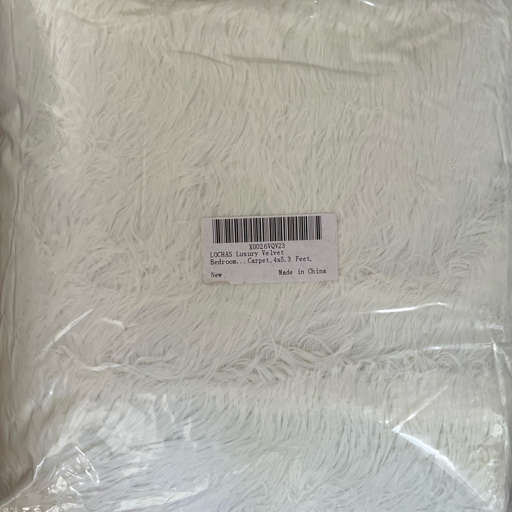 Luxurious White Faux Fur Rug
